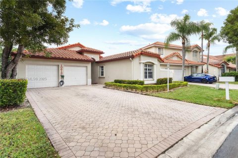 Villa ou maison à vendre à Doral, Floride: 4 chambres, 202.34 m2 № 1989481 - photo 27
