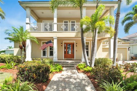 House in Apollo Beach, Florida 4 bedrooms, 379.88 sq.m. № 1878283 - photo 6