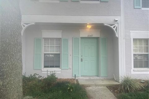 Townhouse in Tampa, Florida 2 bedrooms, 110 sq.m. № 2363137