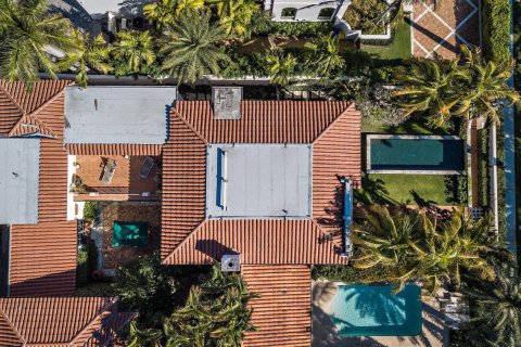 Villa ou maison à louer à Palm Beach, Floride: 4 chambres, 570.7 m2 № 1098770 - photo 1