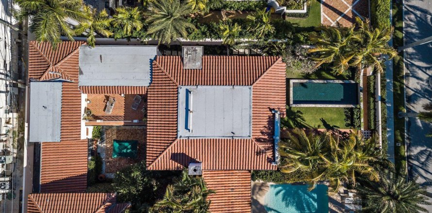 Casa en Palm Beach, Florida 4 dormitorios, 570.7 m2 № 1098770