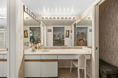 Купить кондоминиум в Бока-Ратон, Флорида 6 комнат, 216.46м2, № 2147076 - фото 24