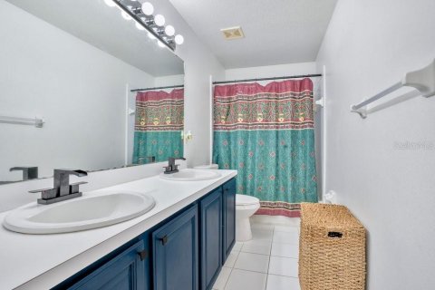House in Kissimmee, Florida 5 bedrooms, 362.04 sq.m. № 2142085 - photo 30