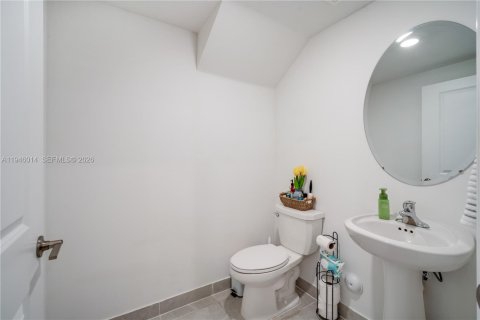 Adosado en venta en Homestead, Florida, 3 dormitorios, 157.47 m2 № 2002547 - foto 21