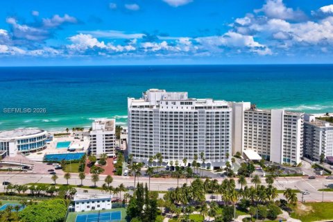 Купить кондоминиум в Майами-Бич, Флорида 2 спальни, 114.27м2, № 2005831 - фото 3