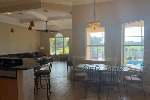 Casa en venta en Kissimmee, Florida, 5 dormitorios, 425.49 m2 № 2302820 - foto 18