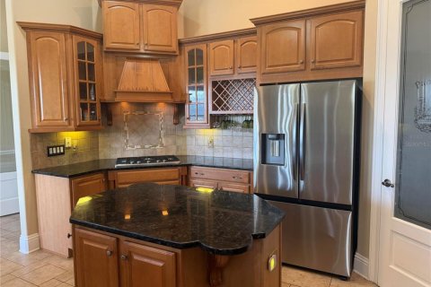 Casa en venta en Kissimmee, Florida, 5 dormitorios, 425.49 m2 № 2302820 - foto 16