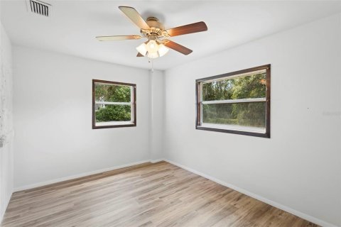 House in DeLand, Florida 2 bedrooms, 137.22 sq.m. № 1876234 - photo 22