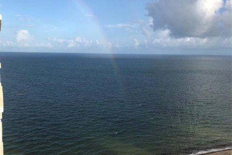 Copropriété à vendre à Fort Lauderdale, Floride: 2 chambres, 133.31 m2 № 913040 - photo 1