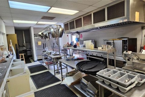 Immobilier commercial à vendre à Seminole, Floride: 1022.85 m2 № 2355865 - photo 12