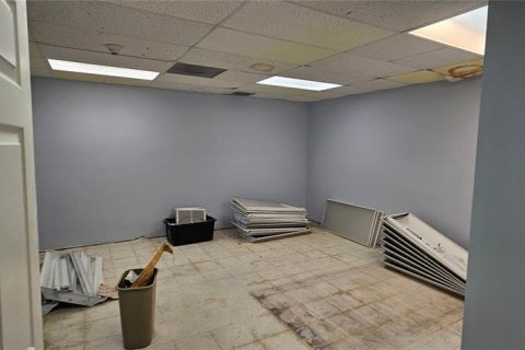 Immobilier commercial à vendre à Seminole, Floride: 1022.85 m2 № 2355865 - photo 17