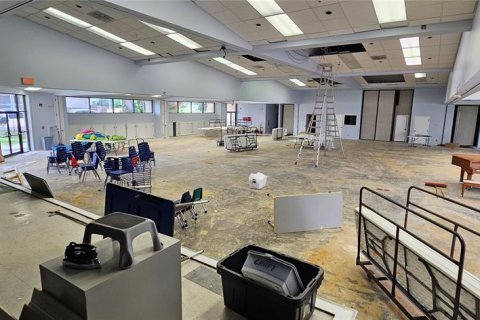 Immobilier commercial à vendre à Seminole, Floride: 1022.85 m2 № 2355865 - photo 24