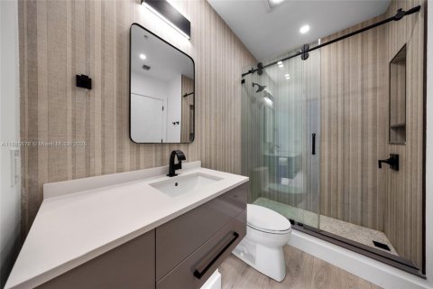 Снять в аренду кондоминиум в Норт-Бей-Виллидж, Флорида 2 спальни, 161.19м2, № 1939108 - фото 27