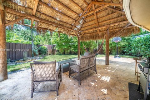 Снять в аренду виллу или дом в Форт-Лодердейл, Флорида 3 спальни, 140.19м2, № 2025458 - фото 21