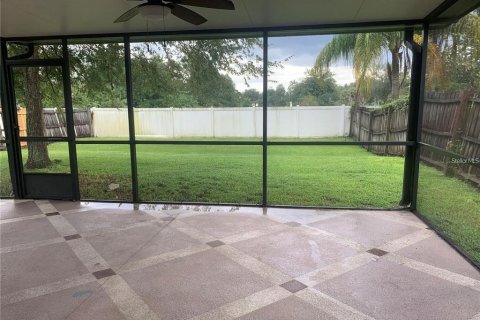 Villa ou maison à louer à Tampa, Floride: 3 chambres, 161.19 m2 № 2408336 - photo 10
