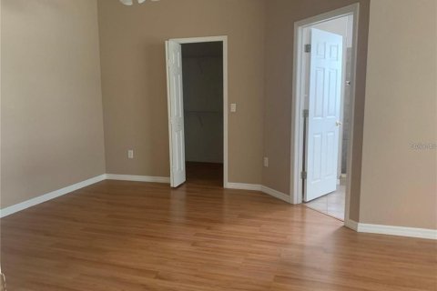 Villa ou maison à louer à Tampa, Floride: 3 chambres, 161.19 m2 № 2408336 - photo 4