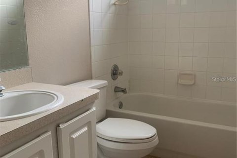 Villa ou maison à louer à Tampa, Floride: 3 chambres, 161.19 m2 № 2408336 - photo 7