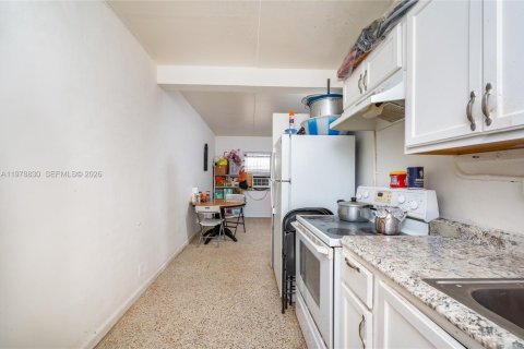 Immobilier commercial à vendre à Homestead, Floride: 106.84 m2 № 2046002 - photo 13