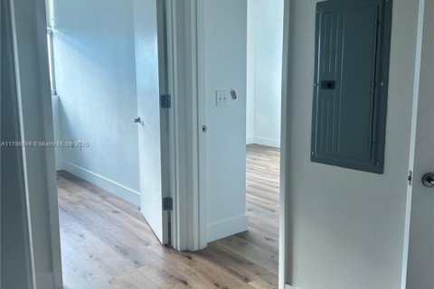 Condo in Aventura, Florida, 3 bedrooms  № 1861219 - photo 26