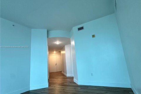 Condo in Aventura, Florida, 3 bedrooms  № 1861219 - photo 16