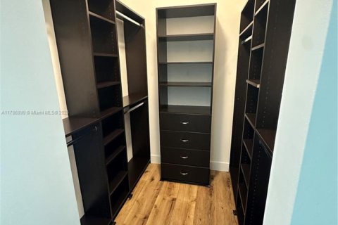 Condo in Aventura, Florida, 3 bedrooms  № 1861219 - photo 28