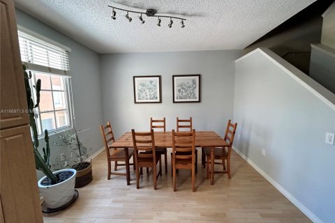 Touwnhouse à vendre à Aventura, Floride: 3 chambres, 137.59 m2 № 1864960 - photo 9