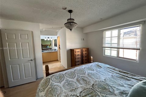 Touwnhouse à vendre à Aventura, Floride: 3 chambres, 137.59 m2 № 1864960 - photo 23