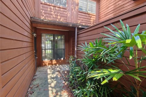 Townhouse in Gainesville, Florida 2 bedrooms, 102.75 sq.m. № 2258899 - photo 2