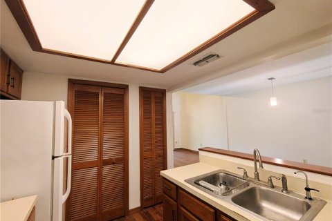 Townhouse in Gainesville, Florida 2 bedrooms, 102.75 sq.m. № 2258899 - photo 9
