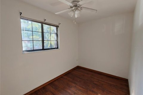 Townhouse in Gainesville, Florida 2 bedrooms, 102.75 sq.m. № 2258899 - photo 11