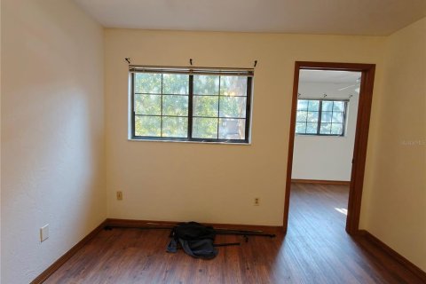 Townhouse in Gainesville, Florida 2 bedrooms, 102.75 sq.m. № 2258899 - photo 13