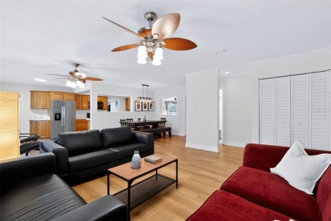 Villa ou maison à vendre à Leesburg, Floride: 4 chambres, 208.01 m2 № 2431927 - photo 29