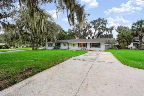 Villa ou maison à vendre à Leesburg, Floride: 4 chambres, 208.01 m2 № 2431927 - photo 5