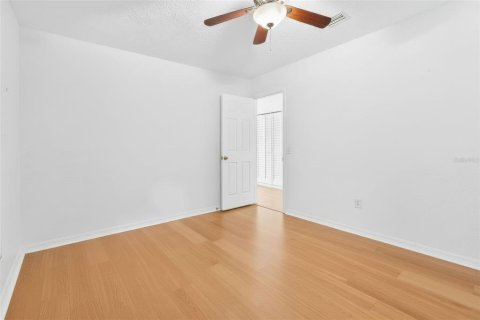Villa ou maison à vendre à Leesburg, Floride: 4 chambres, 208.01 m2 № 2431927 - photo 13