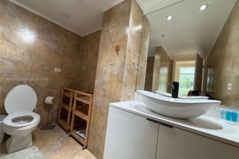 Copropriété à vendre à Miami Beach, Floride: 2 chambres, 100.43 m2 № 2016420 - photo 21