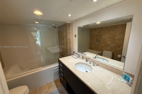 Copropriété à vendre à Miami Beach, Floride: 2 chambres, 100.43 m2 № 2016420 - photo 17
