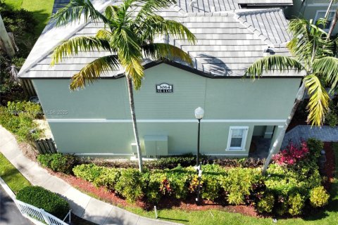 Touwnhouse à vendre à Homestead, Floride: 3 chambres, 141.49 m2 № 1934919 - photo 12