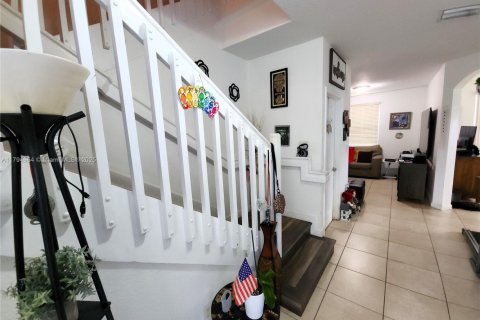 Touwnhouse à vendre à Homestead, Floride: 3 chambres, 141.49 m2 № 1934919 - photo 18