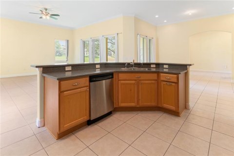 House in Clermont, Florida 5 bedrooms, 449.28 sq.m. № 1844731 - photo 7