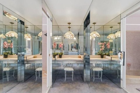 Villa ou maison à vendre à Plantation, Floride: 5 chambres, 413.97 m2 № 2042737 - photo 16