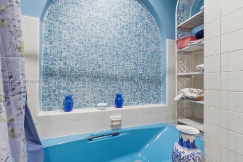 Villa ou maison à vendre à Plantation, Floride: 5 chambres, 413.97 m2 № 2042737 - photo 11