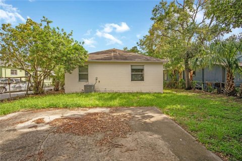 House in Tampa, Florida 3 bedrooms, 111.48 sq.m. № 1823049 - photo 18