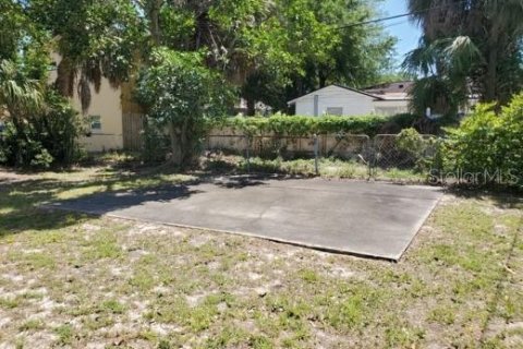 House in Tampa, Florida 3 bedrooms, 111.48 sq.m. № 1823049 - photo 16