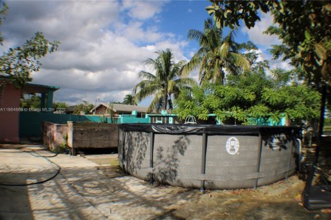 Villa ou maison à louer à Homestead, Floride: 3 chambres, 154.22 m2 № 1925317 - photo 10