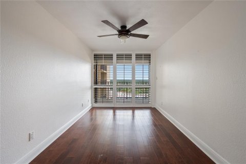 Condo in Tampa, Florida, 3 bedrooms  № 1837357 - photo 28