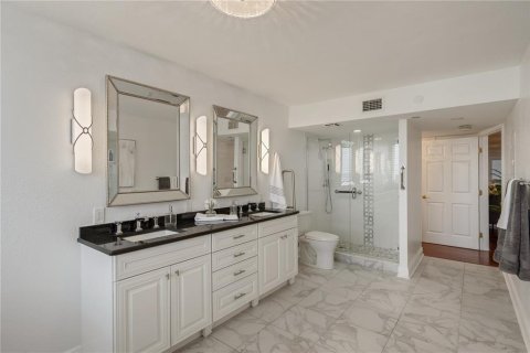 Condo in Tampa, Florida, 3 bedrooms  № 1837357 - photo 25