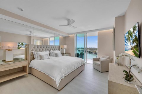 Condo in Miami Beach, Florida, 3 bedrooms  № 2040319 - photo 9