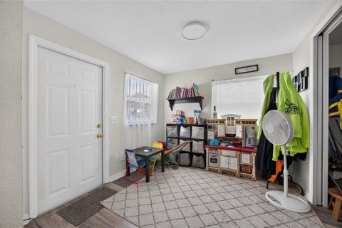 Villa ou maison à vendre à Port Charlotte, Floride: 2 chambres, 95.22 m2 № 2210085 - photo 4