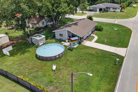 Villa ou maison à vendre à Port Charlotte, Floride: 2 chambres, 95.22 m2 № 2210085 - photo 21