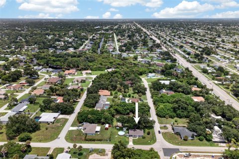 Villa ou maison à vendre à Port Charlotte, Floride: 2 chambres, 95.22 m2 № 2210085 - photo 16